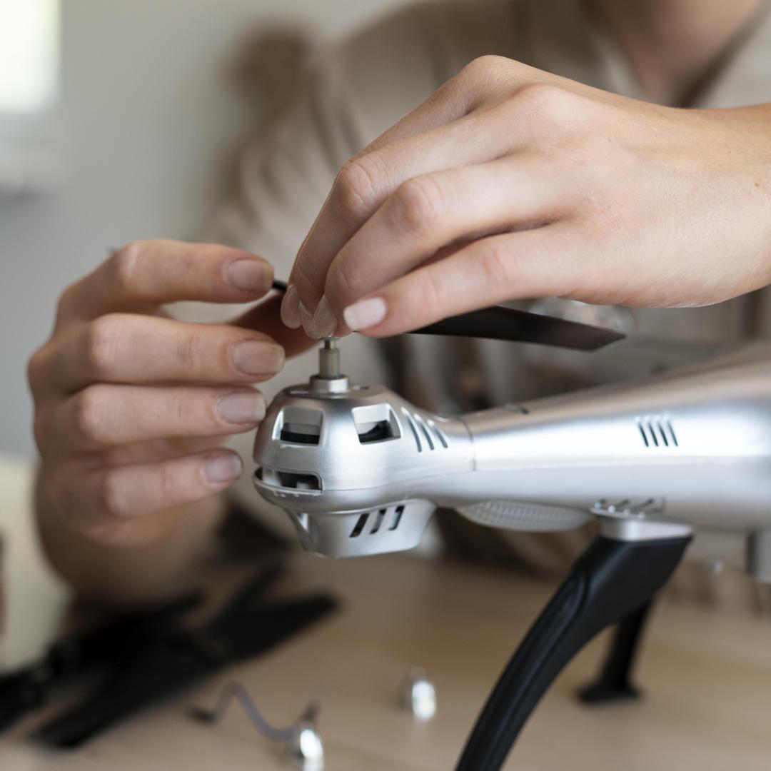 От симулятора к реальному устройству: как выстроить поэтапное обучение БАС | Avanti-edu